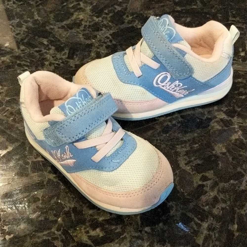 Oshkosh B'Gosh Toddler Gym Shoes
